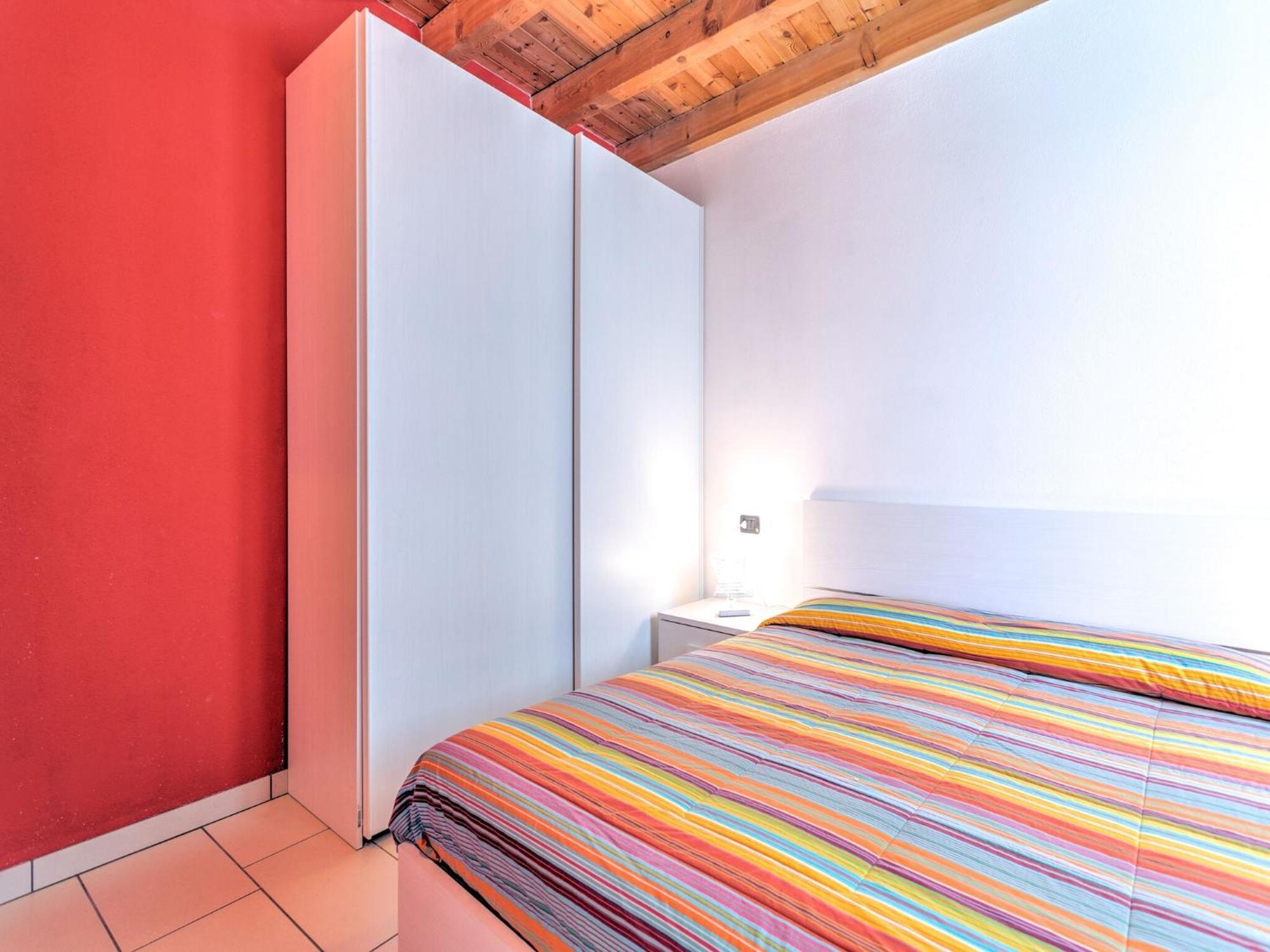 Wonderful Flat With Swimming Pool Lift And Garden Apartment Gravedona Bagian luar foto
